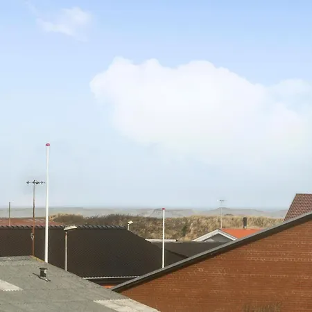 1 Bedroom In Apartment