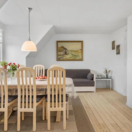 1 Bedroom Beautiful In